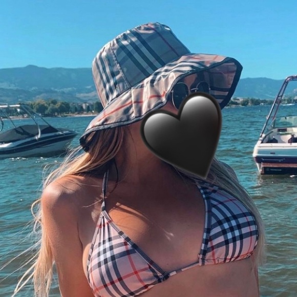 Y2K Waterproof Plaid Bucket Hat - Picture 6 of 6